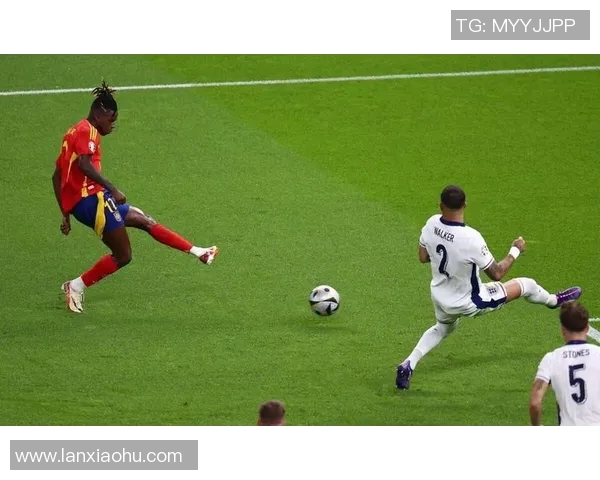 西班牙足球夺冠球星的精彩表现与背后故事分析