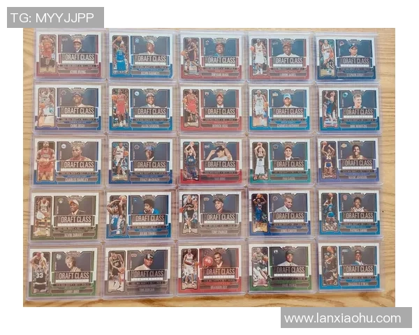 足球球星卡一套包含多少张卡片 每套球星卡的具体组成和价值解析